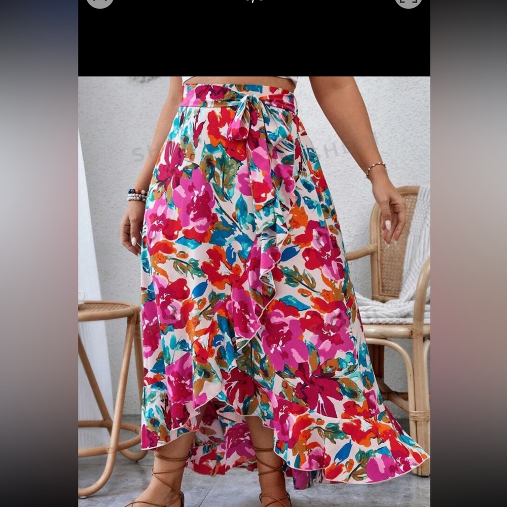 🆕️ Plus Size 4x Floral Women's Skirt